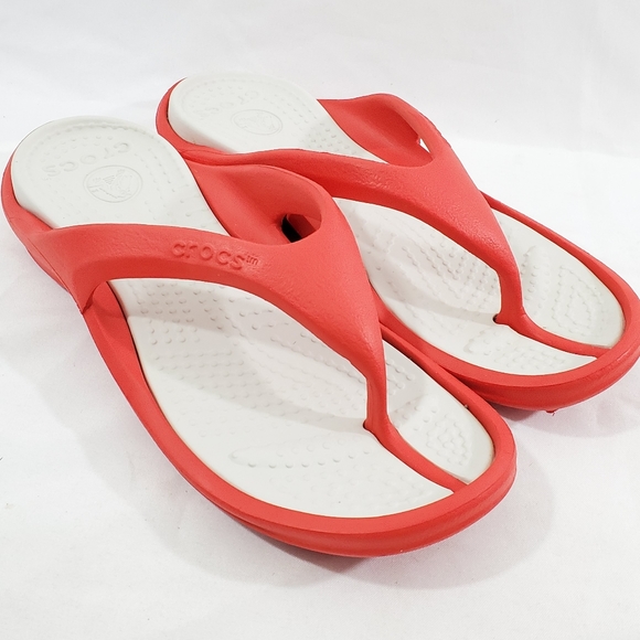 mens crocs flip flops size 13